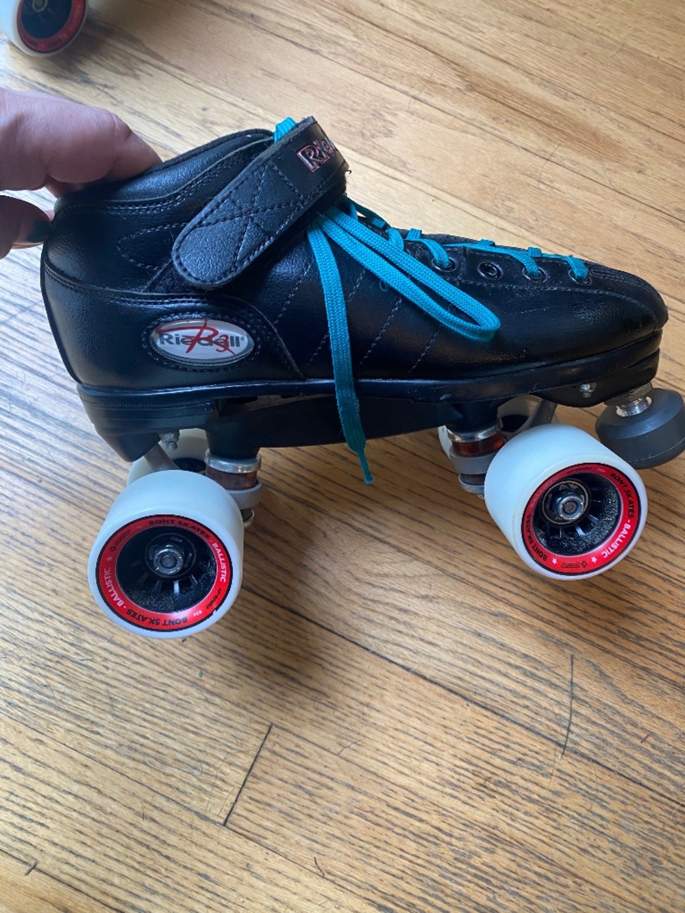 Riedell R3 Roller Skates
